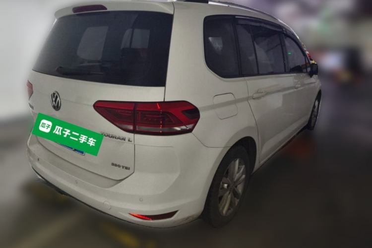 Used Volkswagen Touran 2018 Volkswagen Touran L 280TSI DSG Comfort Edition 7 Seats China VI Standard Rear Right 45 Deg
