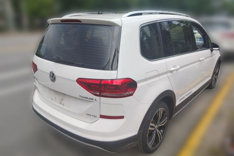 Used Volkswagen Touran 2018 Volkswagen Touran L 280TSI DSG Boundary Edition 7 Seats China VI Standard Rear Right 45 Deg