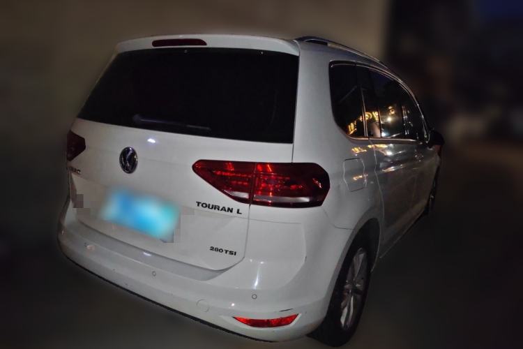 Used Volkswagen Touran 2018 Volkswagen Touran L 280TSI DSG Comfort Edition 7 Seats China VI Standard Rear Right 45 Deg
