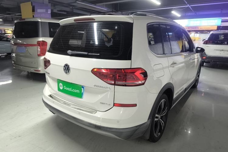 Used Volkswagen Touran 2018 Volkswagen Touran L 280TSI DSG Boundary Edition 7 Seats China V Emission Standard Rear Right 45 Deg