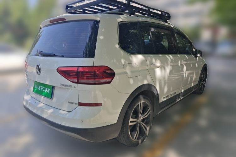 Used Volkswagen Touran 2018 Volkswagen Touran L 280TSI DSG Boundary Edition 7 Seats China VI Standard Rear Right 45 Deg