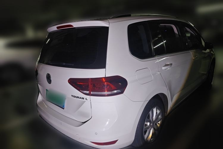 Used Volkswagen Touran 2018 Volkswagen Touran L 280TSI DSG Comfort Edition 7 Seats China V Emission Standard Rear Right 45 Deg
