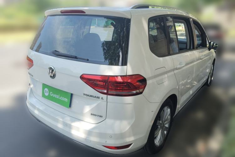 Used Volkswagen Touran 2018 Volkswagen Touran L 280TSI DSG Comfort Edition 6-seater Rear Right 45 Deg