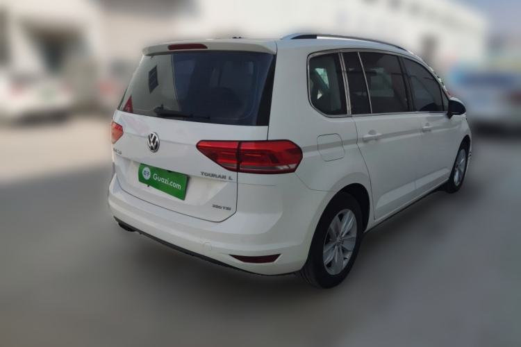 Used Volkswagen Touran 2018 Volkswagen Touran L 280TSI Manual Trend Edition Rear Right 45 Deg