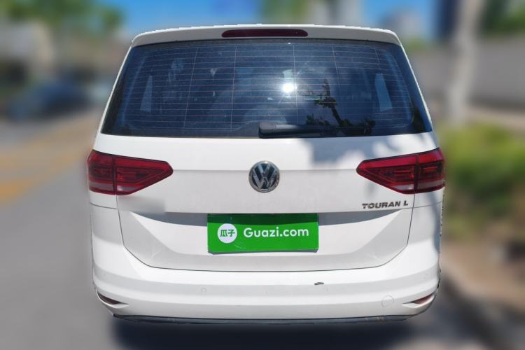 Used Volkswagen Touran 2018 Volkswagen Touran L 280TSI DSG Comfort Edition 7-seater Rear