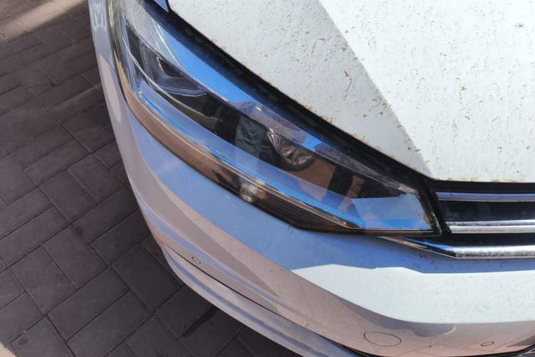 Used Volkswagen Touran 2018 Volkswagen Touran L 280TSI DSG Comfort Edition 7 Seats China V Emission Standard Right Front Headlight