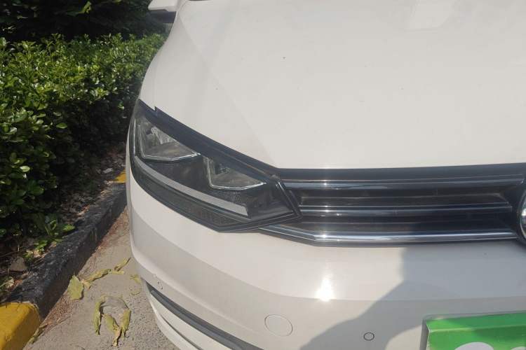 Used Volkswagen Touran 2018 Volkswagen Touran L 280TSI DSG Comfort Edition 7 Seats China V Emission Standard Right Front Headlight