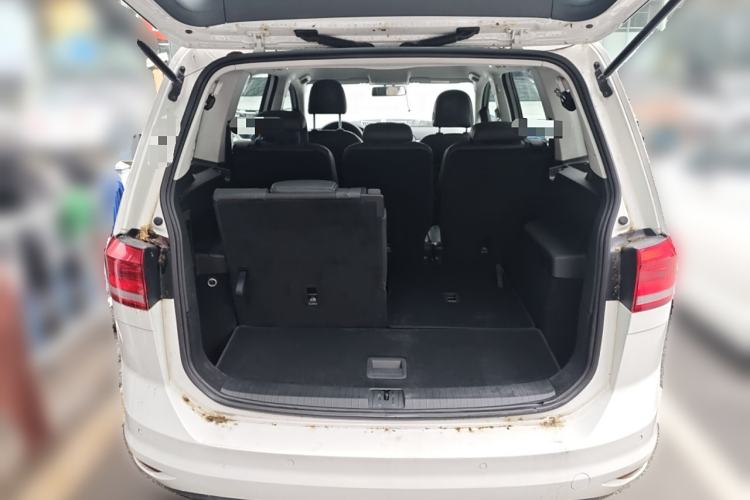 Used Volkswagen Touran 2018 Volkswagen Touran L 280TSI DSG Style Edition 7 Seats China V Emission Standard Trunk