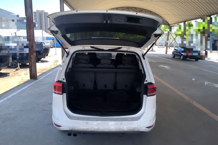 Used Volkswagen Touran 2018 Volkswagen Touran L 280TSI DSG Comfort Edition 7 Seats China VI Standard Trunk
