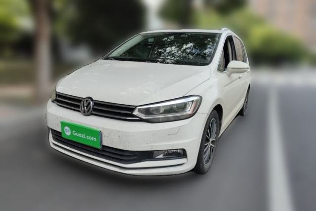 Used Volkswagen Touran 2018 Volkswagen Touran L 280TSI DSG Luxury Edition 7 Seats
