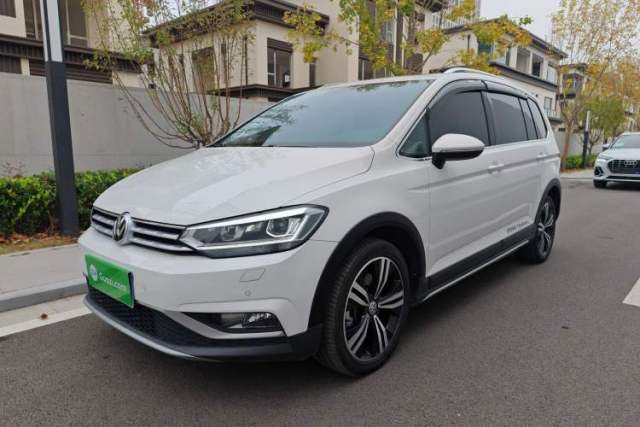 Ojetý Volkswagen Touran 2018 Volkswagen Touran L 280TSI DSG Boundary Edition 6-Seater China VI Standard
