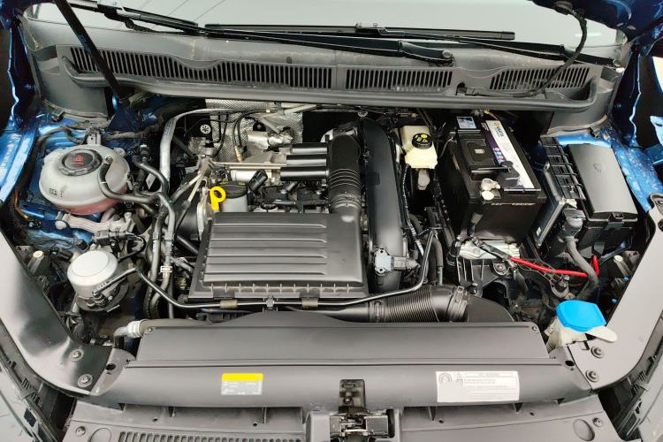 Used Volkswagen Touran 2021 Volkswagen Touran L 280TSI DSG Style Edition 7 Seats Engine Bay