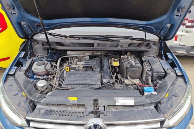 Used Volkswagen Touran 2021 Volkswagen Touran L 280TSI DSG Boundary Edition 7-Seater Engine Bay