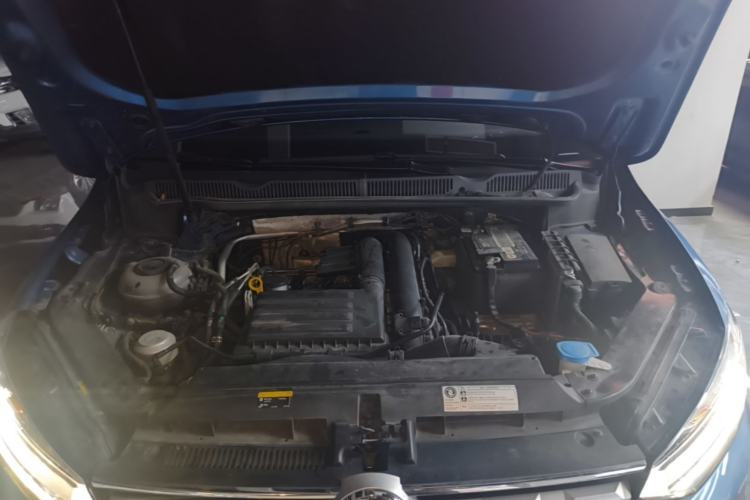 Used Volkswagen Touran 2021 Tiguan L 280TSI DSG Boundary Edition 6-Seater Engine Bay