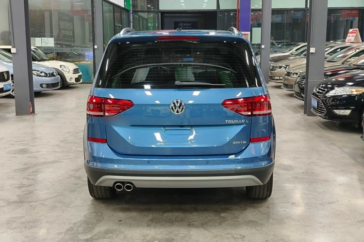 Used Volkswagen Touran 2021 Volkswagen Touran L 280TSI DSG Boundary Edition 7-Seater Exterior 3