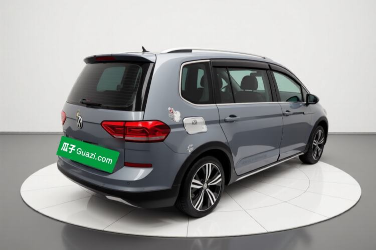 Used Volkswagen Touran 2021 Volkswagen Touran L 280TSI DSG Boundary Edition 7-Seater Exterior 5