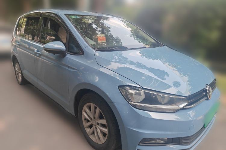Used Volkswagen Touran 2021 Volkswagen Touran L 280TSI DSG Style Edition 7 Seats Front Right 45 Deg