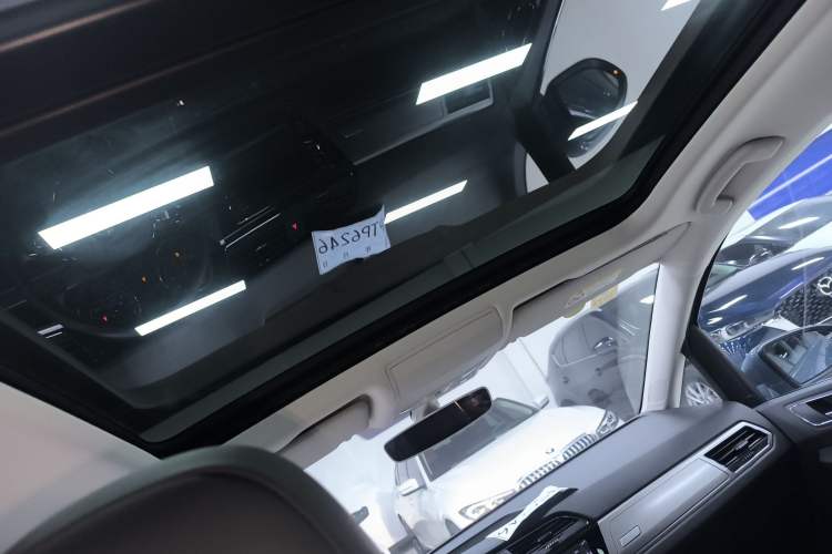 Used Volkswagen Touran 2021 Tiguan L 280TSI DSG Boundary Edition 6-Seater Headliner