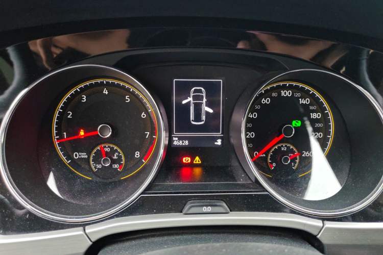 Used Volkswagen Touran 2021 Volkswagen Touran L 280TSI DSG Boundary Edition 7-Seater Instrument Cluster