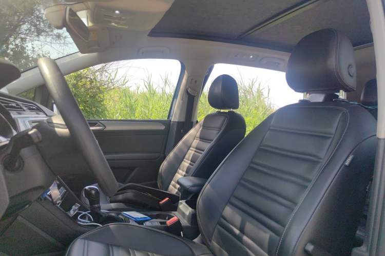 Used Volkswagen Touran 2021 Touran L 280TSI DSG Comfort Edition 7 Seats Left Front Seat