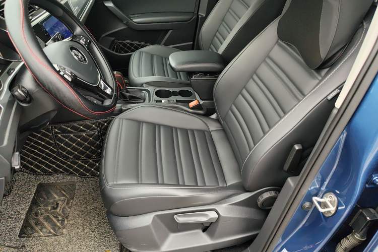 Used Volkswagen Touran 2021 Volkswagen Touran L 280TSI DSG Style Edition 7 Seats Left Front Seat
