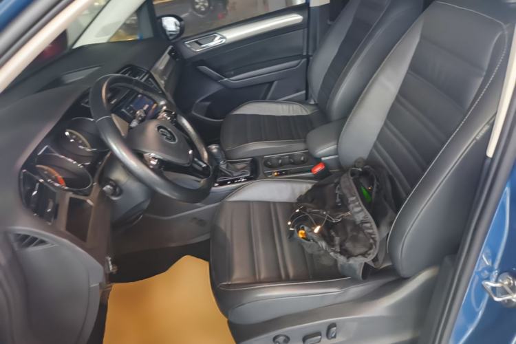 Used Volkswagen Touran 2021 Tiguan L 280TSI DSG Boundary Edition 6-Seater Left Front Seat