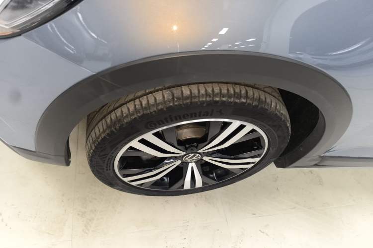 Used Volkswagen Touran 2021 Tiguan L 280TSI DSG Boundary Edition 6-Seater Left Front Wheel Hub