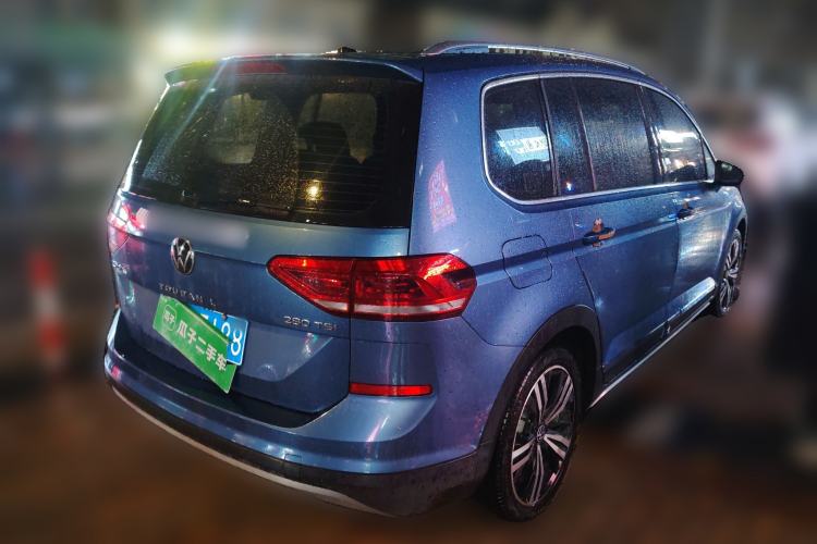 Used Volkswagen Touran 2021 Volkswagen Touran L 280TSI DSG Boundary Edition 7-Seater Rear Right 45 Deg