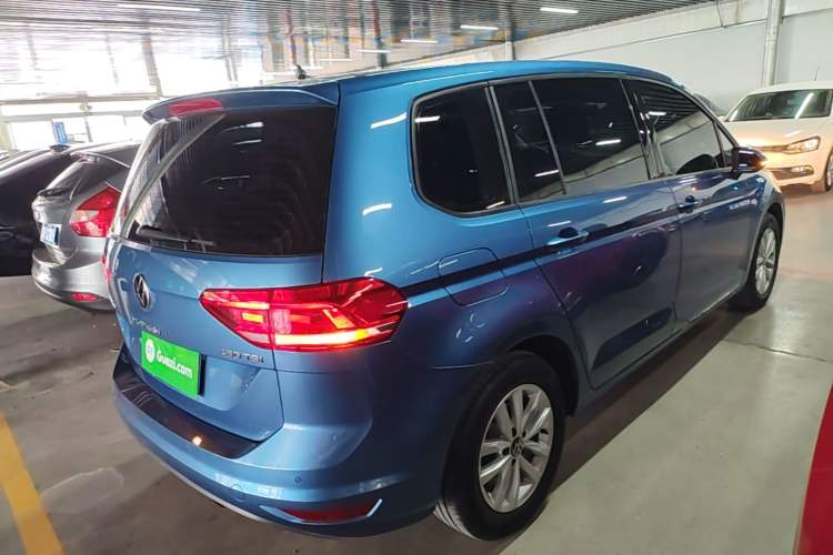 Used Volkswagen Touran 2021 Volkswagen Touran L 280TSI DSG Style Edition 7 Seats Rear Right 45 Deg