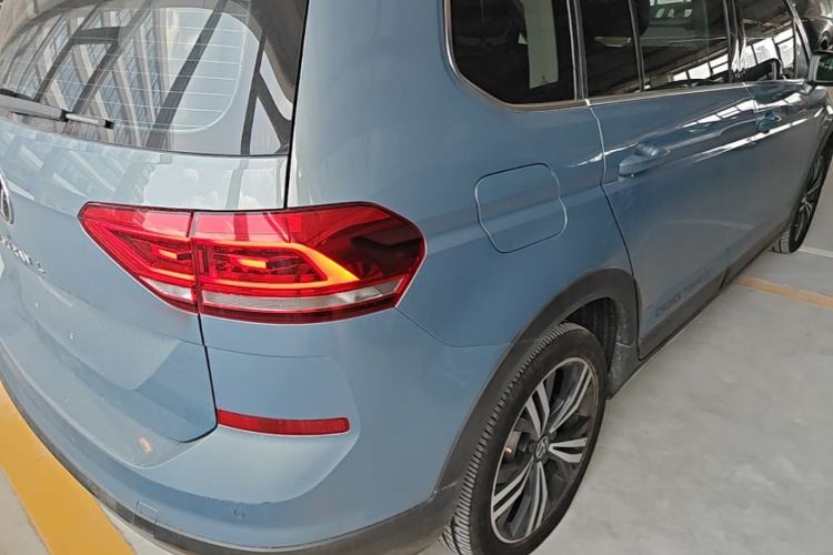 Used Volkswagen Touran 2021 Tiguan L 280TSI DSG Boundary Edition 6-Seater Right Rear Taillight