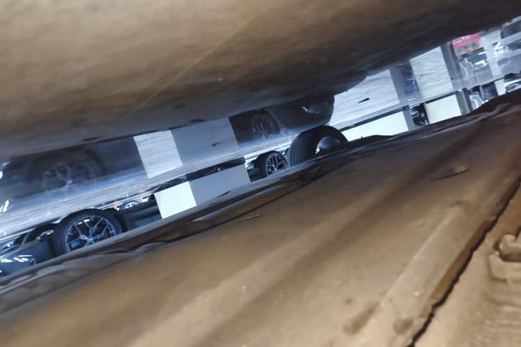 Used Volkswagen Touran 2021 Tiguan L 280TSI DSG Boundary Edition 6-Seater Right Side Sill