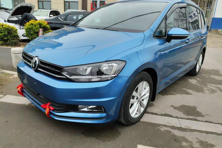 Used Volkswagen Touran 2021 Volkswagen Touran L 280TSI DSG Style Edition 7 Seats Guazi used car, China used car export, Used car for sale, Used  cars, Cheapest cars for sale