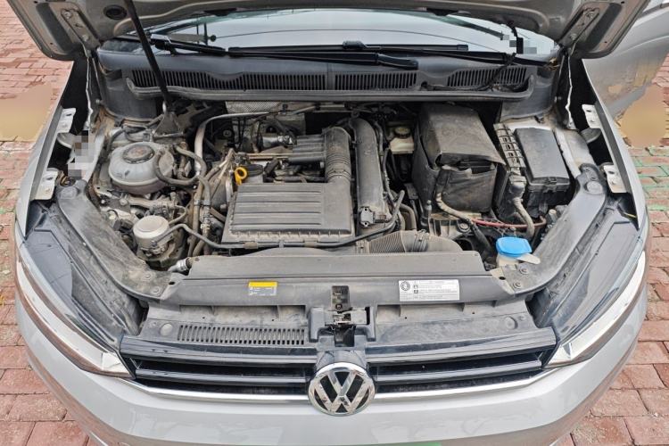Used Volkswagen Touran 2021 Volkswagen Touran L 280TSI DSG Style Edition 7 Seats Engine Bay