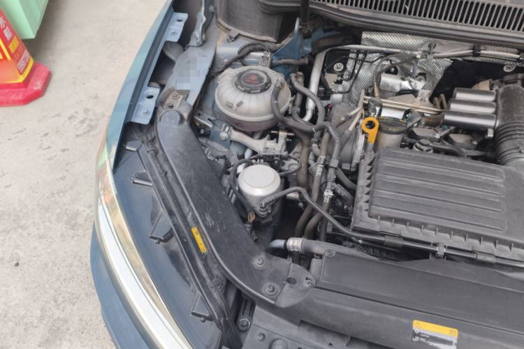 Used Volkswagen Touran 2021 Tiguan L 280TSI DSG Boundary Edition 6-Seater Engine Bay Right