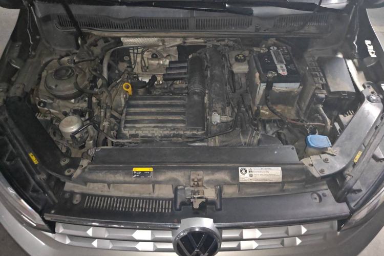 Used Volkswagen Touran 2021 Volkswagen Touran L 280TSI DSG Boundary Edition 7-Seater Engine Bay