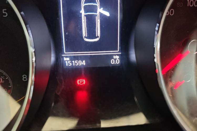 Used Volkswagen Touran 2021 Volkswagen Touran L 280TSI DSG Boundary Edition 7-Seater Odometer Close Up