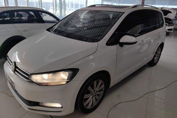 Used Volkswagen Touran 2021 Touran L 280TSI DSG Comfort Edition 7 Seats Guazi used car, China used car export, Used car for sale, Used  cars, Cheapest cars for sale