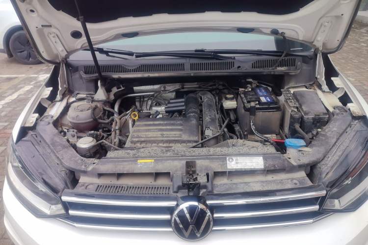 Used Volkswagen Touran 2021 Touran L 280TSI DSG Comfort Edition 7 Seats Engine Bay