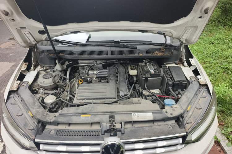 Used Volkswagen Touran 2021 Tiguan L 280TSI DSG Boundary Edition 6-Seater Engine Bay