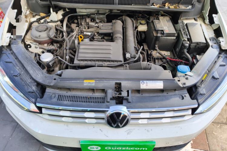 Used Volkswagen Touran 2021 Volkswagen Touran L 280TSI DSG Boundary Edition 7-Seater Engine Bay