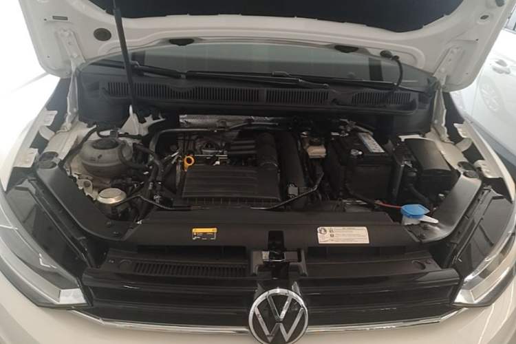 Used Volkswagen Touran 2021 Volkswagen Touran L 280TSI DSG Style Edition 7 Seats Engine Bay