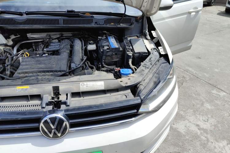 Used Volkswagen Touran 2021 Volkswagen Touran L 280TSI DSG Style Edition 7 Seats Engine Bay Left