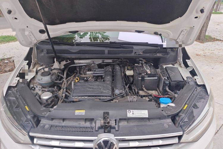 Used Volkswagen Touran 2021 Volkswagen Touran L 280TSI DSG Boundary Edition 7-Seater Engine Bay