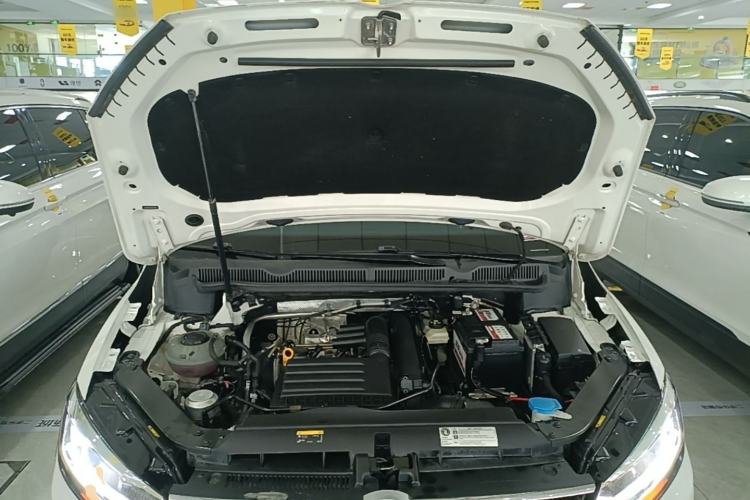 Used Volkswagen Touran 2021 Tiguan L 280TSI DSG Boundary Edition 6-Seater Engine Bay