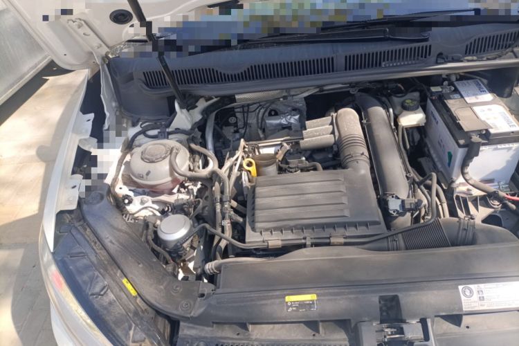 Used Volkswagen Touran 2021 Volkswagen Touran L 280TSI DSG Boundary Edition 7-Seater Engine Bay Right
