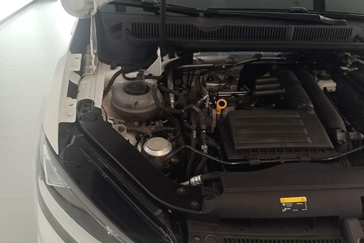 Used Volkswagen Touran 2021 Volkswagen Touran L 280TSI DSG Style Edition 7 Seats Engine Bay Right