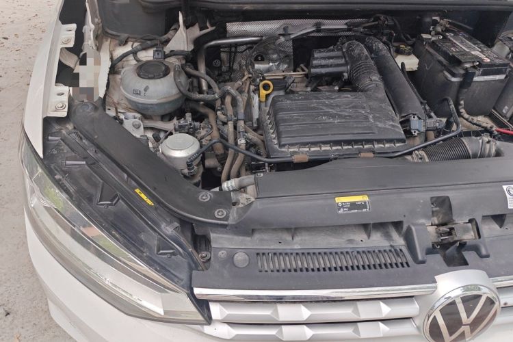 Used Volkswagen Touran 2021 Volkswagen Touran L 280TSI DSG Boundary Edition 7-Seater Engine Bay Right