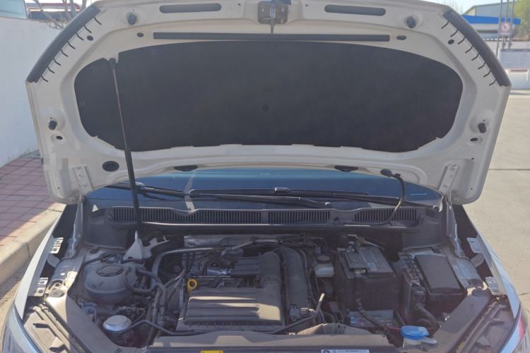 Used Volkswagen Touran 2021 Tiguan L 280TSI DSG Boundary Edition 6-Seater Engine Bay