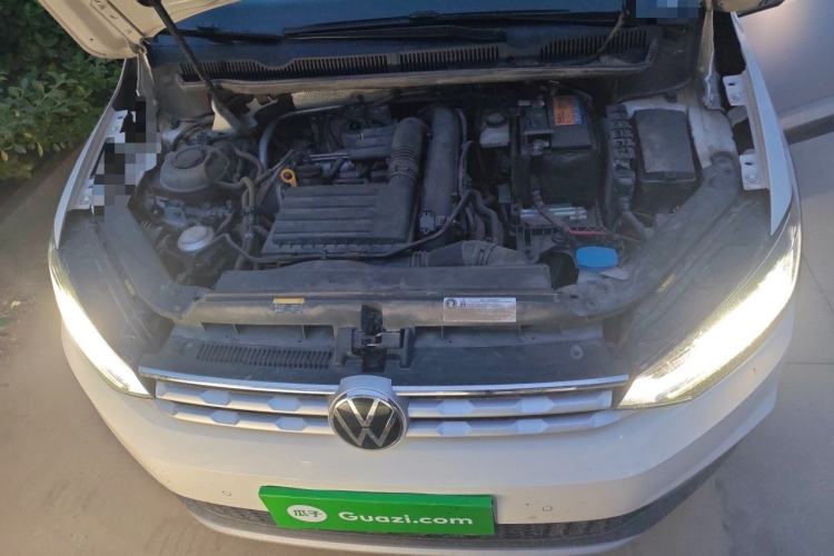 Used Volkswagen Touran 2021 Volkswagen Touran L 280TSI DSG Boundary Edition 7-Seater Engine Bay