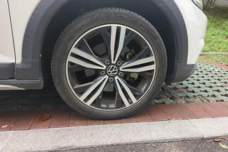 Used Volkswagen Touran 2021 Tiguan L 280TSI DSG Boundary Edition 6-Seater Exterior 1